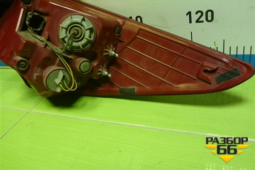 Фонарь задний наружный левый (до 2015г) (924012W130) для Hyundai Santa Fe с 2012-2018г (Санта Фе)