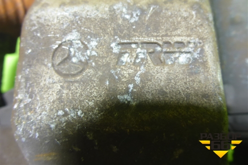 Суппорт передний левый для Mercedes Benz C-Klass W204 с 2007-2014г (Ц)