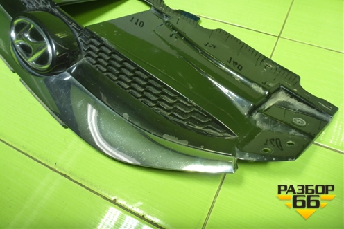 Решетка радиатора (863512Y000) для Hyundai ix 35 с 2010г (Ай икс 35)