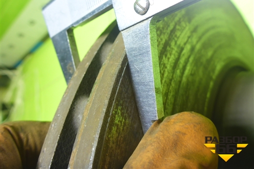 Диск тормозной передний вентилируемый (A2124211312) для Mercedes Benz C-Klass W204 с 2007-2014г (Ц)