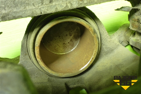 Суппорт передний левый (581102Y000) для Hyundai ix 35 с 2010г (Ай икс 35)