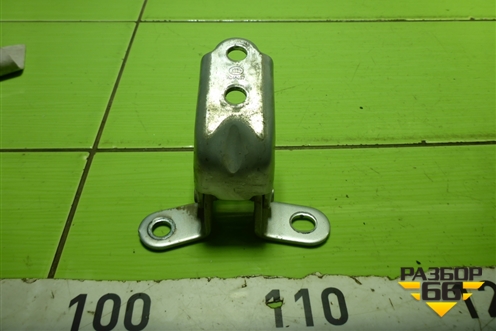 Петля двери задней правой нижняя для Hyundai ix 35 с 2010г (Ай икс 35)