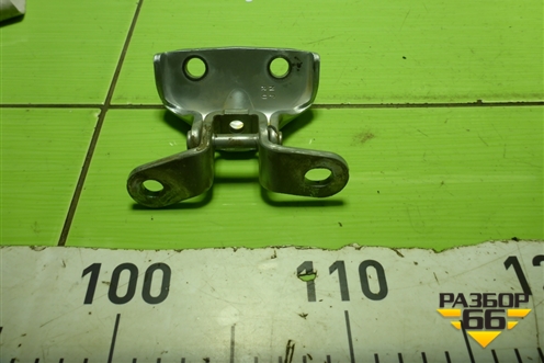 Петля двери задней правой верхняя для Hyundai ix 35 с 2010г (Ай икс 35)