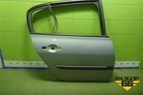 Дверь задняя правая (седан) (7751475036) для Renault Megane 2 с 2002-2009г (Меган)