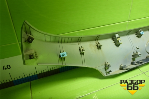 Накладка двери багажника (873712S000) для Hyundai ix 35 с 2010г (Ай икс 35)