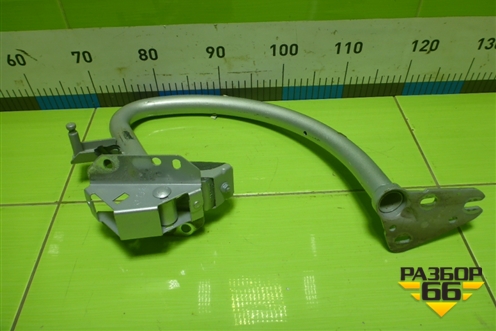 Петля крышки багажника правая (8K5827302F) для Audi A4 (В8) с 2007-2015г (А4)