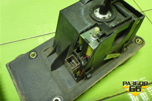 Кулиса КПП АКПП (8200504252) для Renault Megane 2 с 2002-2009г (Меган)