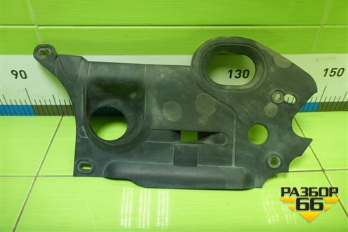 Накладка декоративная на переднюю панель (правая) (8200520781) для Renault Megane 2 с 2002-2009г (Меган)