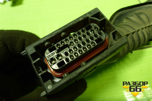 Проводка двери задней правой (8200217370) для Renault Megane 2 с 2002-2009г (Меган)