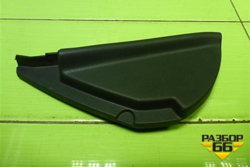 Накладка на торпедо (боковая левая) (8200079070) для Renault Megane 2 с 2002-2009г (Меган)