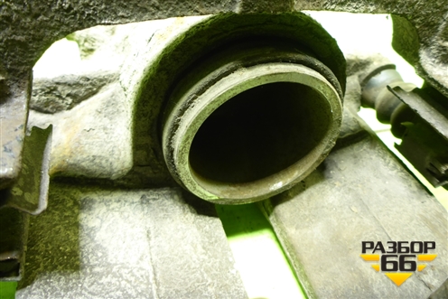 Суппорт передний левый для Renault Megane 2 с 2002-2009г (Меган)