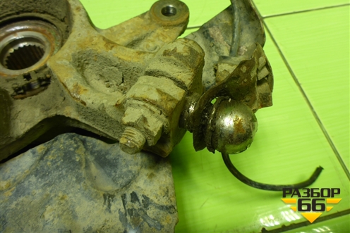 Кулак поворотный передний левый для Renault Megane 2 с 2002-2009г (Меган)