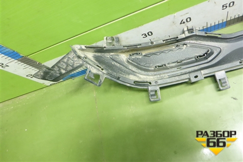 Накладка заднего бампера (после 2022г) (8450040068) для VAZ Vesta/Веста с 2015г