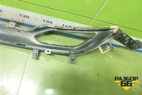 Накладка заднего бампера (после 2022г) (8450040068) для VAZ Vesta/Веста с 2015г