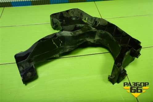 Кронштейн фары левой (8200137495) для Renault Megane 2 с 2002-2009г (Меган)