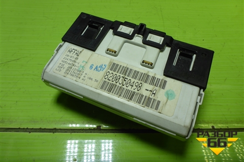 Часы (8200350498) для Renault Megane 2 с 2002-2009г (Меган)