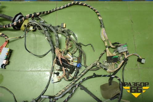 Проводка салонная (седан) (8200440676) для Renault Megane 2 с 2002-2009г (Меган)