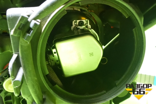 Фара правая (до 2017г ксенон с блоком и лампой) (260101LA5A) для Infiniti Infiniti QX56/QX80 (Z62) с 2010г (Ку икс56/80)