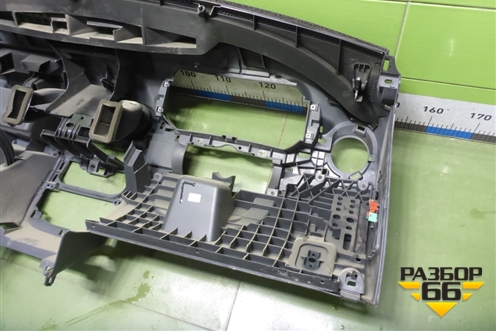 Торпедо не под AIR BAG (681004624R) для Renault Logan с 2004-2015г (Логан)