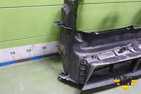 Воздуховод радиатора (517418779815) для BMW X1 F48 с 2014г (Х1 Ф48)