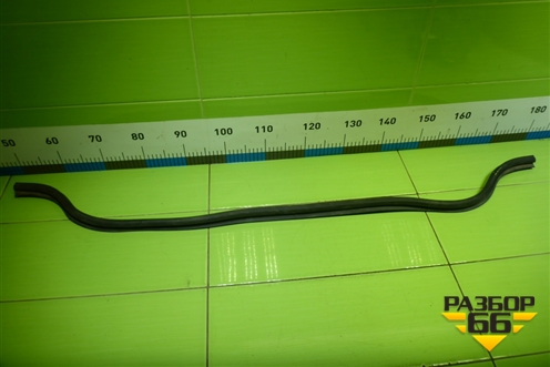 Уплотнитель капота (на решетку стеклоочистителей) для Renault Megane 2 с 2002-2009г (Меган)