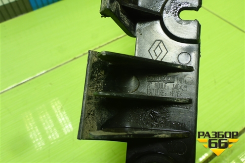 Кронштейн заднего бампера правый (850442904R) для Renault Logan с 2004-2015г (Логан)