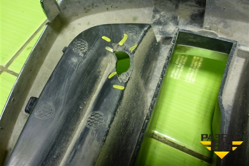 Решетка радиатора левая (51137464919) для BMW X3 G01 с 2017г (Х3 Г01)