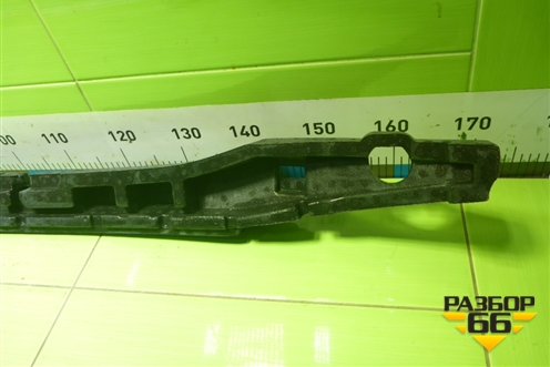 Наполнитель переднего бампера (32296640) ( 32296641) для Volvo XC60 с 2017-2025г (ХС60)