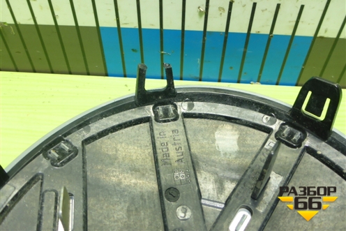 Эмблема в решетку радиатора (5H0853601) для Volkswagen Polo с 2020г (Поло)