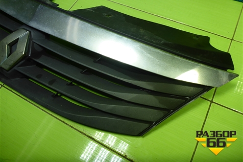 Решетка радиатора (дубликат после 2009г) для Renault Logan с 2004-2015г (Логан)