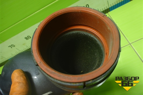 Патрубок интеркулера пластиковый (A2710901837) для Mercedes Benz C-Klass W204 с 2007-2014г (Ц)