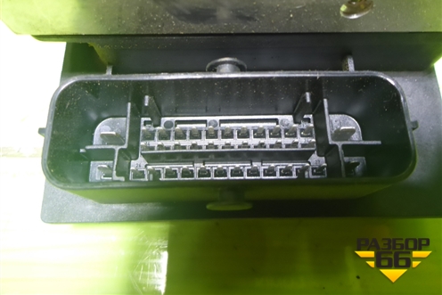 Блок ABS (8E0910517J) для Audi A4 (В7) с 2004-2009г (А4)