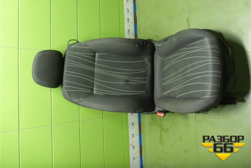 Сиденья комплект (3-х дверный кузов, без AIR BAG,без обогрева) для Opel Corsa D с 2006-2014г (Корса Д)
