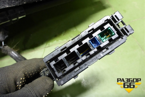 Сиденья комплект (3-х дверный кузов, без AIR BAG,без обогрева) для Opel Corsa D с 2006-2014г (Корса Д)