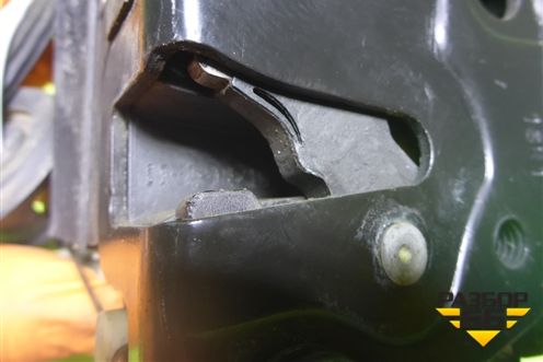 Замок двери задней правой (8K0839016C) для Audi A4 (В8) с 2007-2015г (А4)