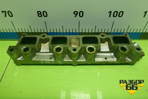 Рейка топливная рампа (1.4л CAXA) для Skoda Yeti с 2009г (Етти)