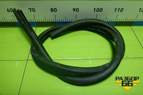 Уплотнитель двери передней левой (A2076920376) для Mercedes Benz E-Klass C207 (купе) с 2009г (Е Купе)