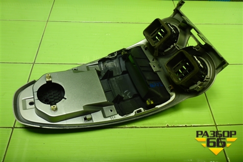 Накладка на торпедо (центральная) (13205164) для Opel Corsa D с 2006-2014г (Корса Д)