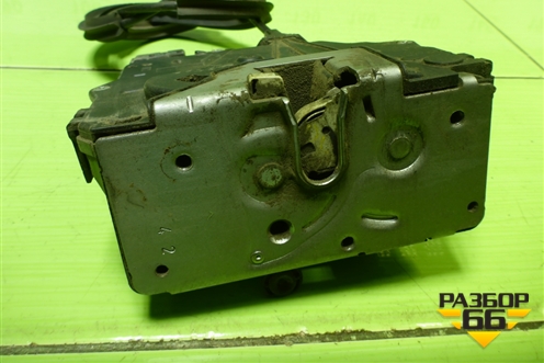 Замок двери передней левой (3-х дверный кузов) (13258271) для Opel Corsa D с 2006-2014г (Корса Д)