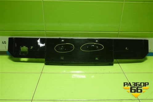 Накладка переднего бампера (под гос номер и парктроники) (602000400AA) для Chery Tiggo 8 с 2018г (Тиго 8)