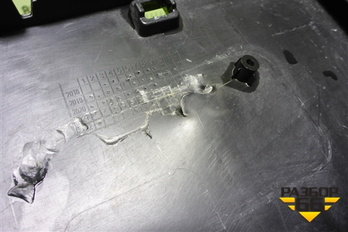 Накладка переднего бампера (под гос номер и парктроники) (602000400AA) для Chery Tiggo 8 с 2018г (Тиго 8)