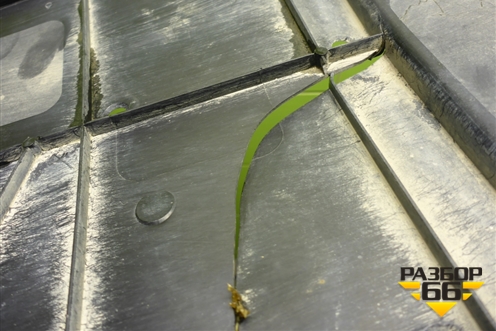 Пыльник переднего бампера центральный (KB8A5611Y) для Mazda CX 5 с 2017г (СХ5)