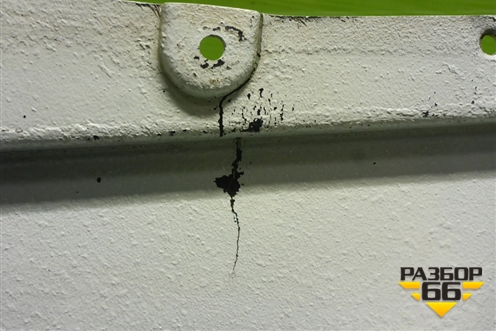 Угол кабины левый (64315301037000) для MAZ 5440