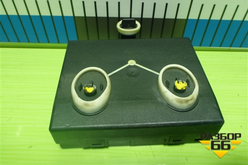 Блок комфорта (двери передней правой) (8K0959792H) для Audi Q5 c 2008-2017г (Ку 5)