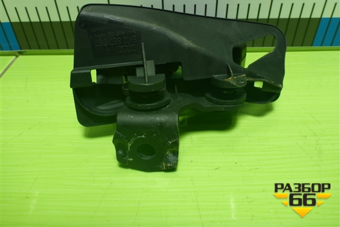 Замок ремня безопасности задний (8K0857739B) для Audi A4 (В8) с 2007-2015г (А4)