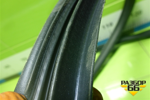 Уплотнитель двери передней левой (на кузов) (J686207180 554001482AA) для Chery Tiggo 4 Pro с 2020г (Тиго 4 Про)