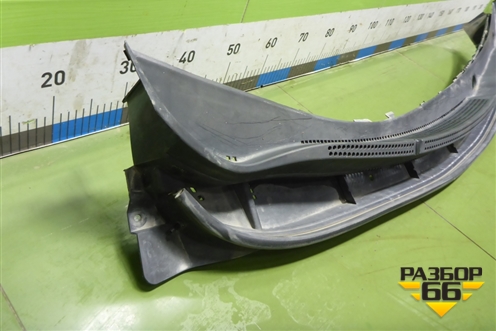 Решетка стеклоочистителей (дубликат) для Hyundai Solaris с 2010-2016г (Солярис)