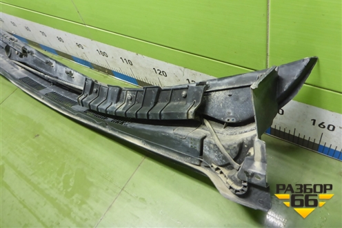 Решетка стеклоочистителей (дубликат) для Hyundai Solaris с 2010-2016г (Солярис)