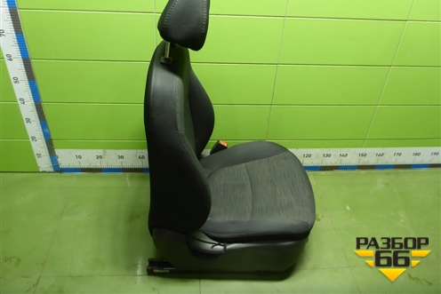 Сиденья комплект (седан, без подогрева) для Hyundai Solaris с 2010-2016г (Солярис)