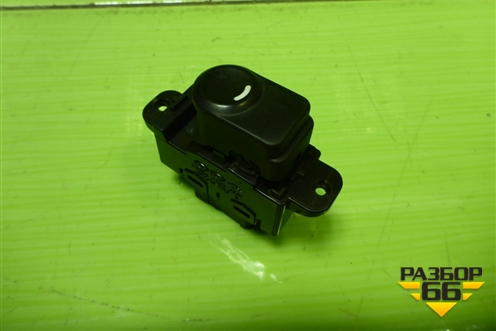 Кнопка стеклоподъёмника (935801R001) для Hyundai Solaris с 2010-2016г (Солярис)